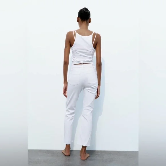 Women's Black Jeans - Picture 12 of 16